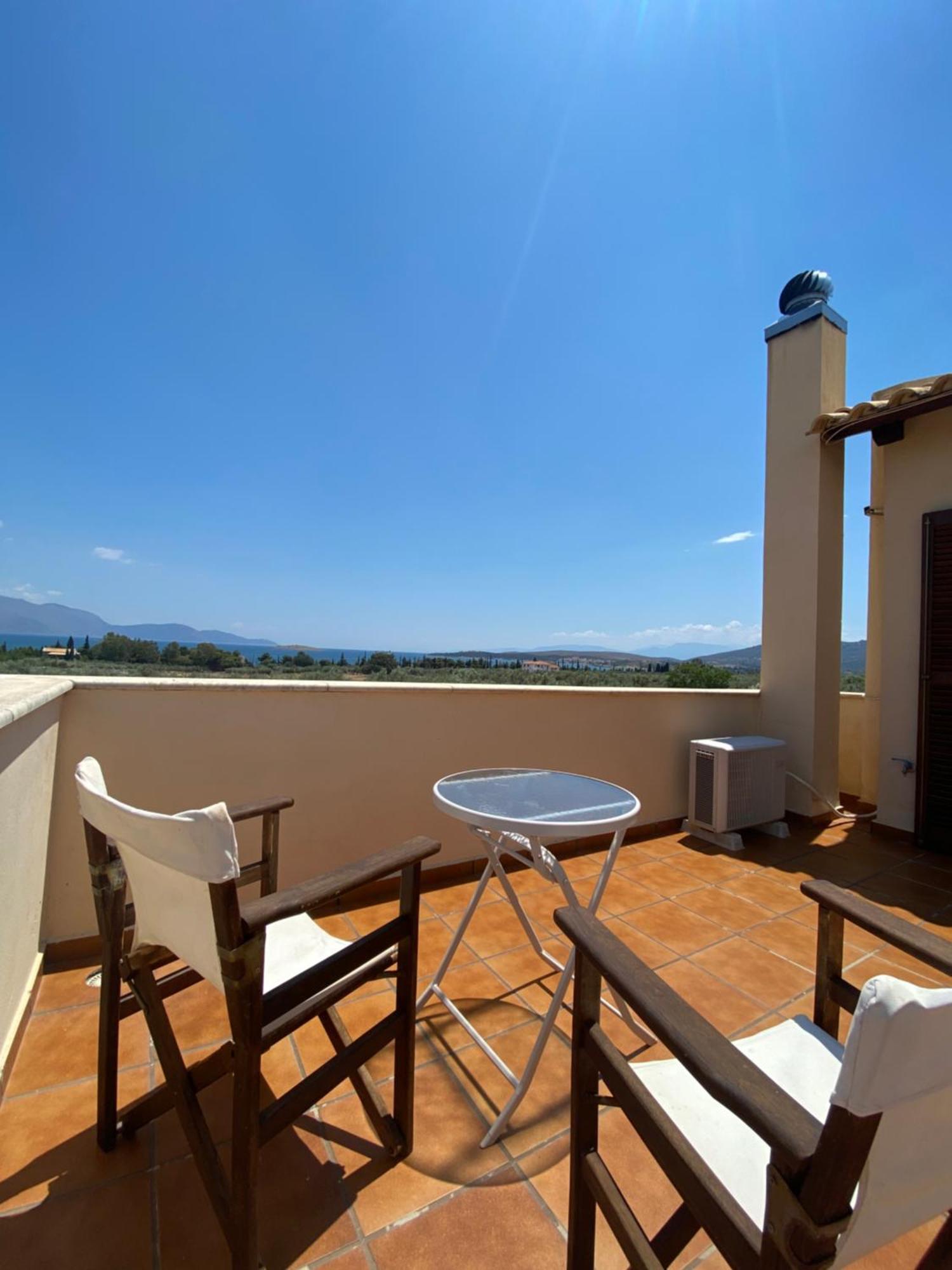 Georges Galaxidi, Family, Pool And Garden Villa