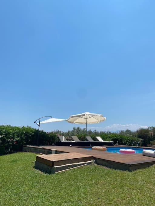 Georges Galaxidi, Family, Pool And Garden * Galaxidi